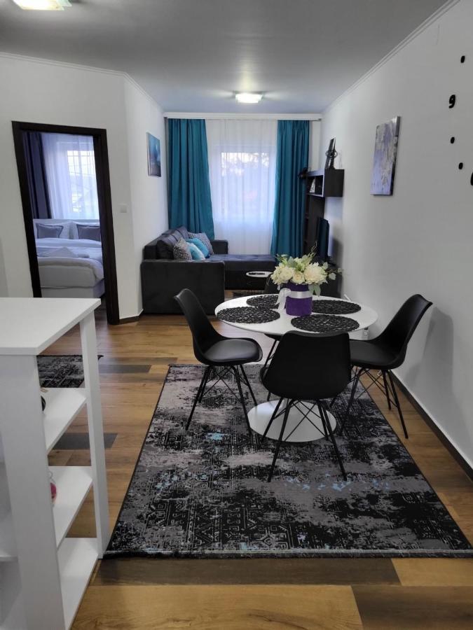 Sky Lux Apartmani Surčin Eksteriør bilde
